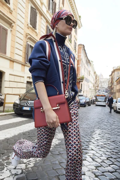 Look 4